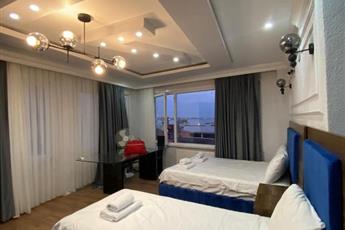 Aruna Hotel