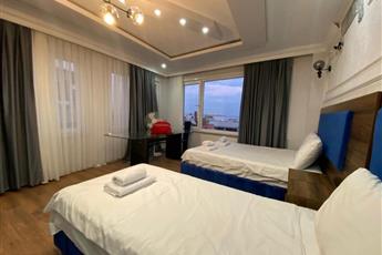 Aruna Hotel