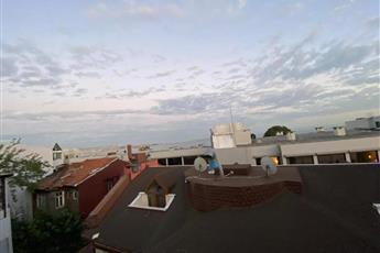Aruna Hotel