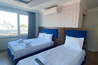 Aruna Hotel