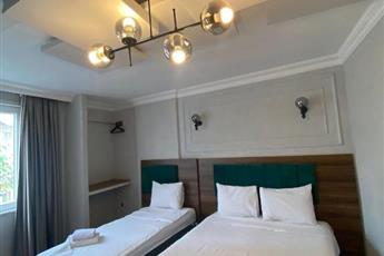 Aruna Hotel