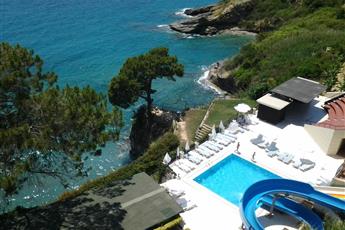 Aska Bayview Resort