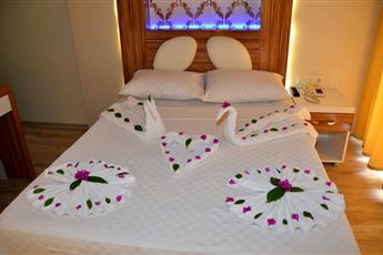 Aslan Corner Hotel 3*