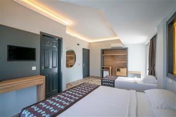 Aslan Corner Hotel