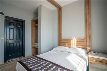 Aslan Corner Hotel
