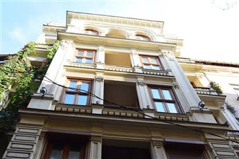 Aslan Residence Cihangir 4*