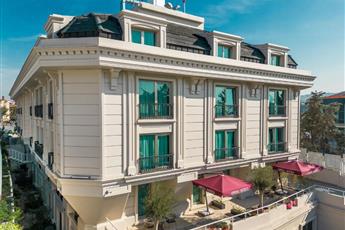 Aspera Hotel Altunizade 4*