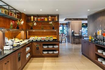 Aspera Hotel Altunizade 4*