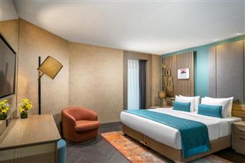 Aspera Hotel Altunizade 4*