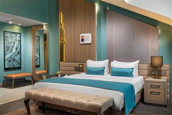 Aspera Hotel Altunizade 4*