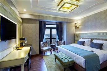 Aspera Hotel Golden Horn 4*