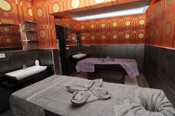 Asrin Beach Hotel 4*