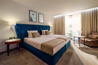 Astor Garden Hotel 5* Astor Garden Hotel 5*