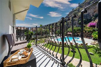 Ata Lagoon Beach Hotel 4*