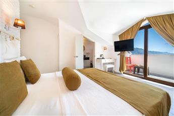 Ata Lagoon Beach Hotel 4*