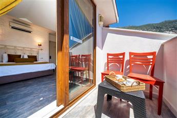 Ata Lagoon Beach Hotel 4*