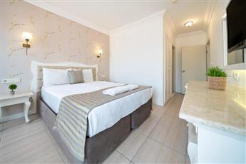 Ata Lagoon Beach Hotel 4*