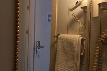 Atalla Hotel