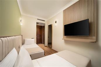 Atik Palace Hotel 3*