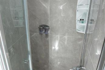 Atlantis Royal Hotel 3*