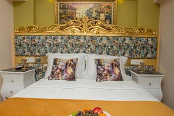 Atlantis Royal Hotel