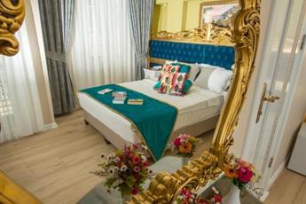 Atlantis Royal Hotel
