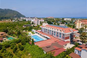 Aura Resort Hotel 4*