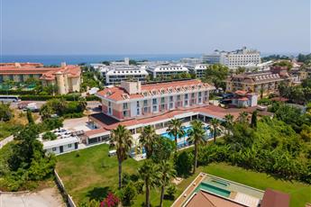 Aura Resort Hotel 4*