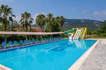 Aura Resort Hotel 4*