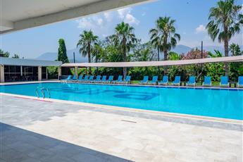 Aura Resort Hotel 4*