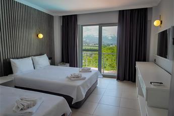 Aura Resort Hotel 4*