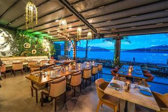 Aurasia Beach Hotel 3*