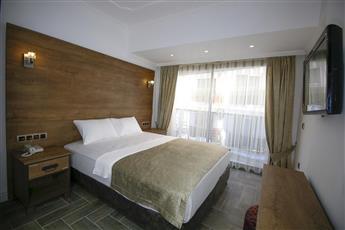 Aurasia Beach Hotel 3*