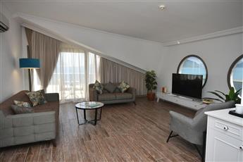 Aurasia Beach Hotel 3*