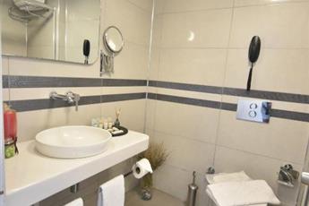 Aurasia Beach Hotel