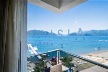 Aurasia Beach Hotel
