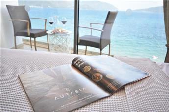 Aurasia Beach Hotel