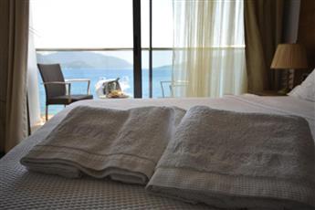 Aurasia Beach Hotel