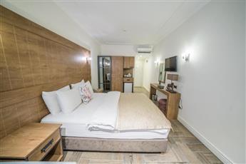 Aurasia Beach Hotel
