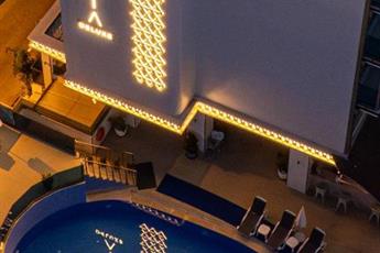 Aurasia Design Hotel 3*