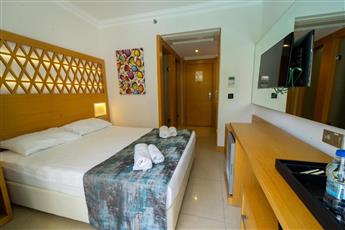 Aurasia Design Hotel