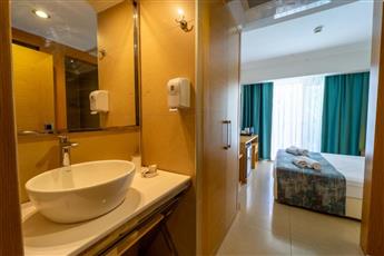 Aurasia Design Hotel