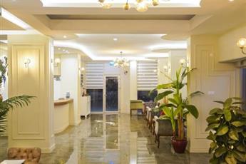 Aurasia Sea Side Hotel 3*