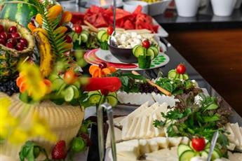 Aurasia Sea Side Hotel 3*