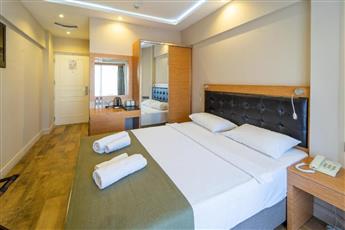 Aurasia Sea Side Hotel 3*