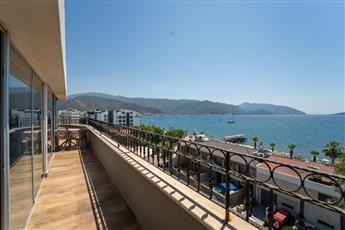 Aurasia Sea Side Hotel 3*