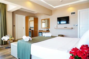 Aurasia Sea Side Hotel