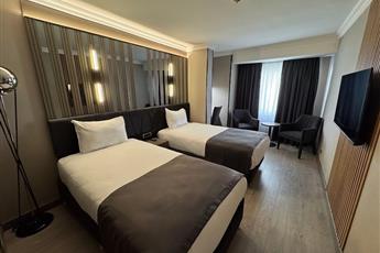 Aven Hotel 4*