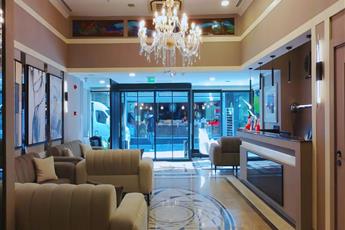 Aven Hotel 4*