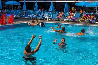 Avena Resort & Spa Hotel 4*